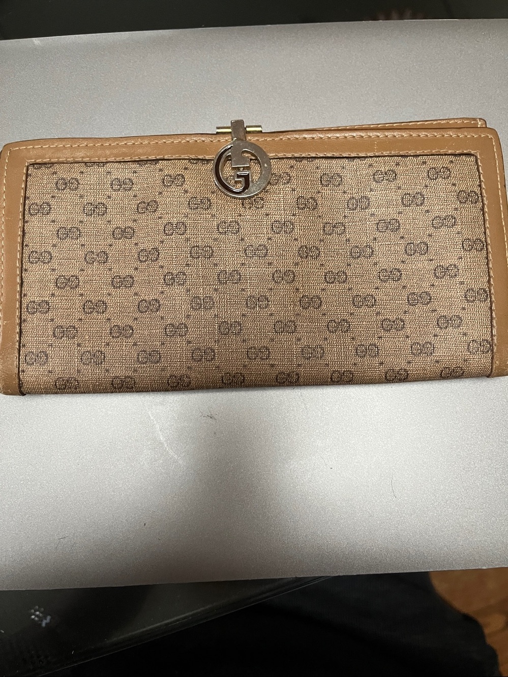 Gucci wallet